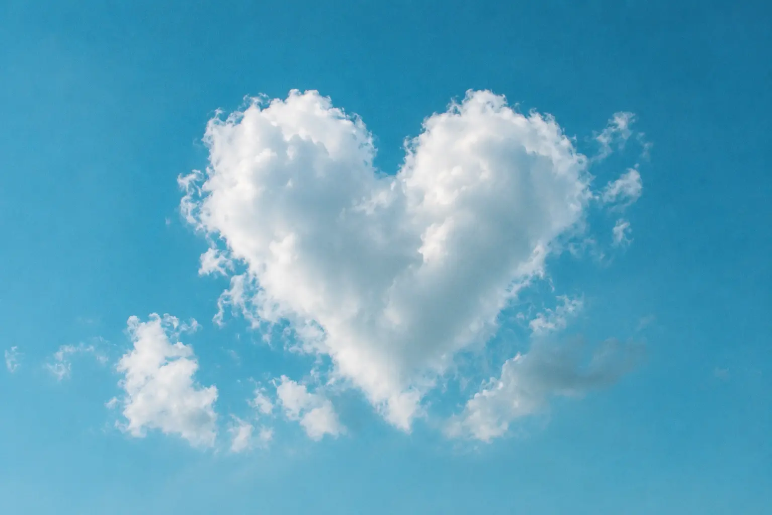 CloudMuse reveal of a heart within the texture of the original cloud